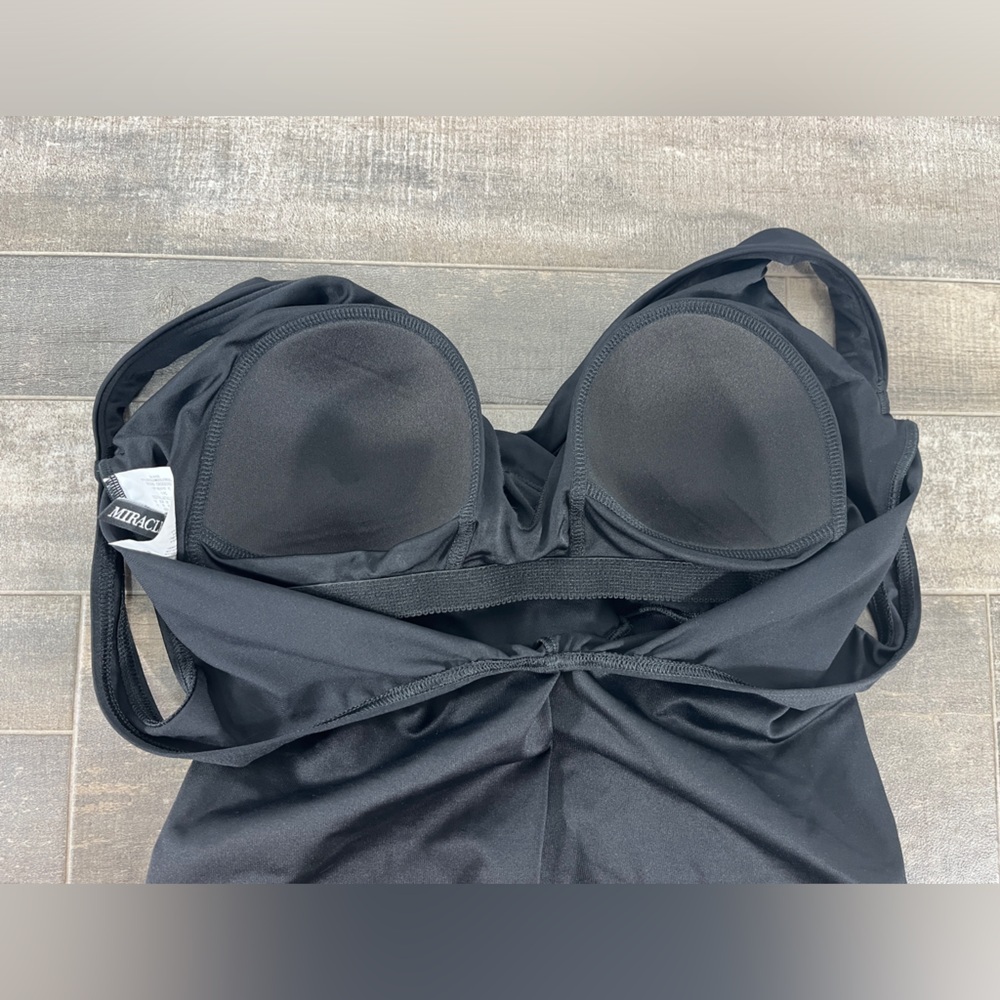 NWOT MiracleSuit Crossover with Mesh Black One Piece - Picture 6 of 9